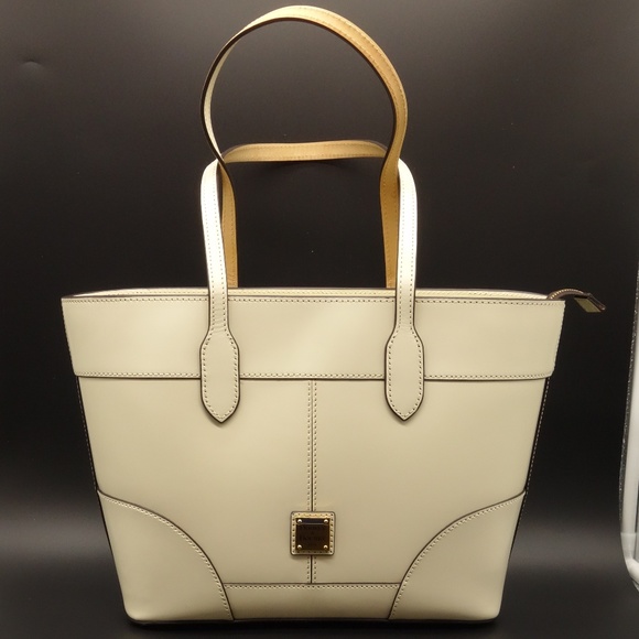 dooney and bourke selleria tote